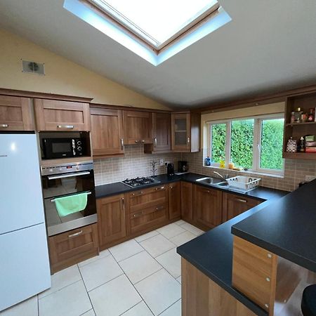 The Walkinstown Property Дъблин Екстериор снимка