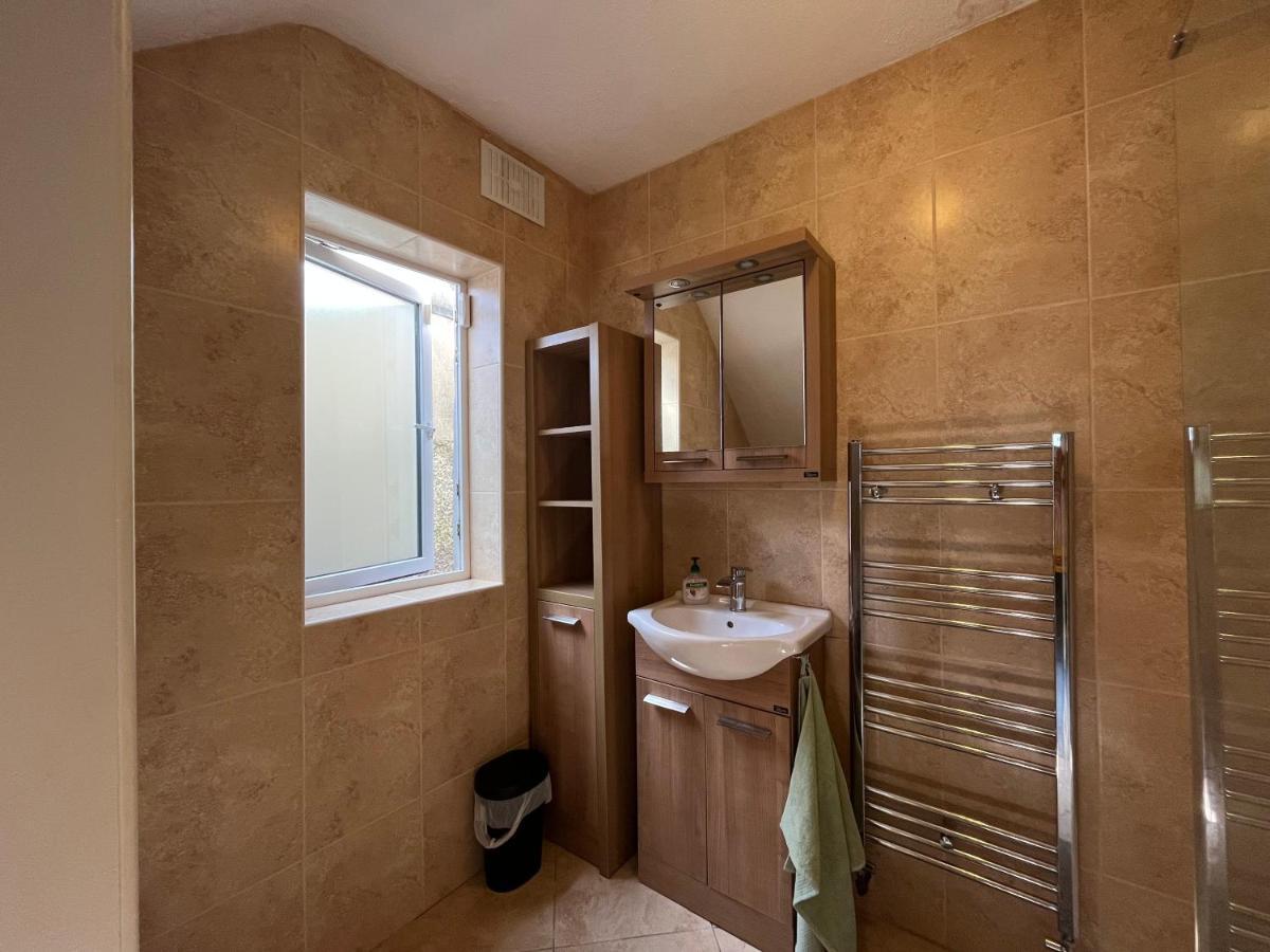 The Walkinstown Property Дъблин Екстериор снимка