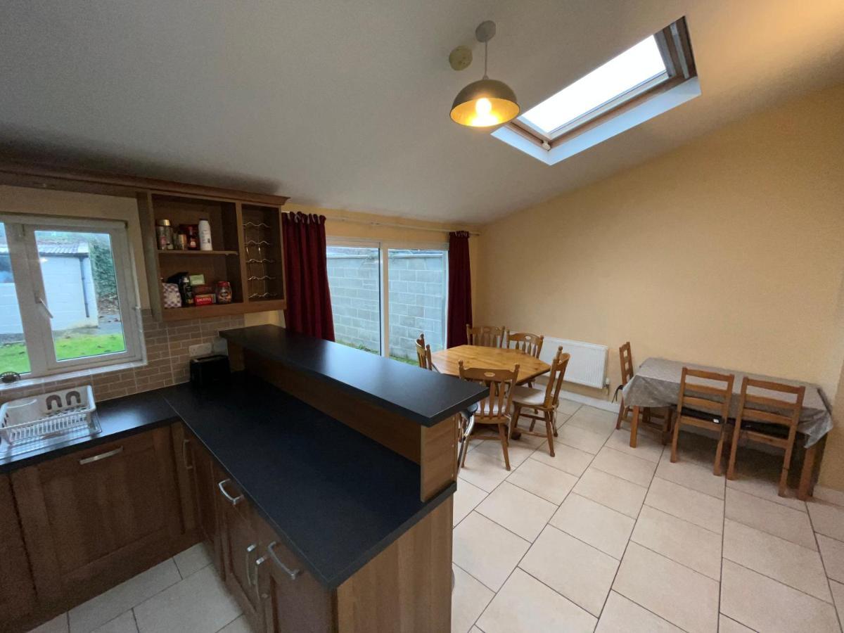 The Walkinstown Property Дъблин Екстериор снимка