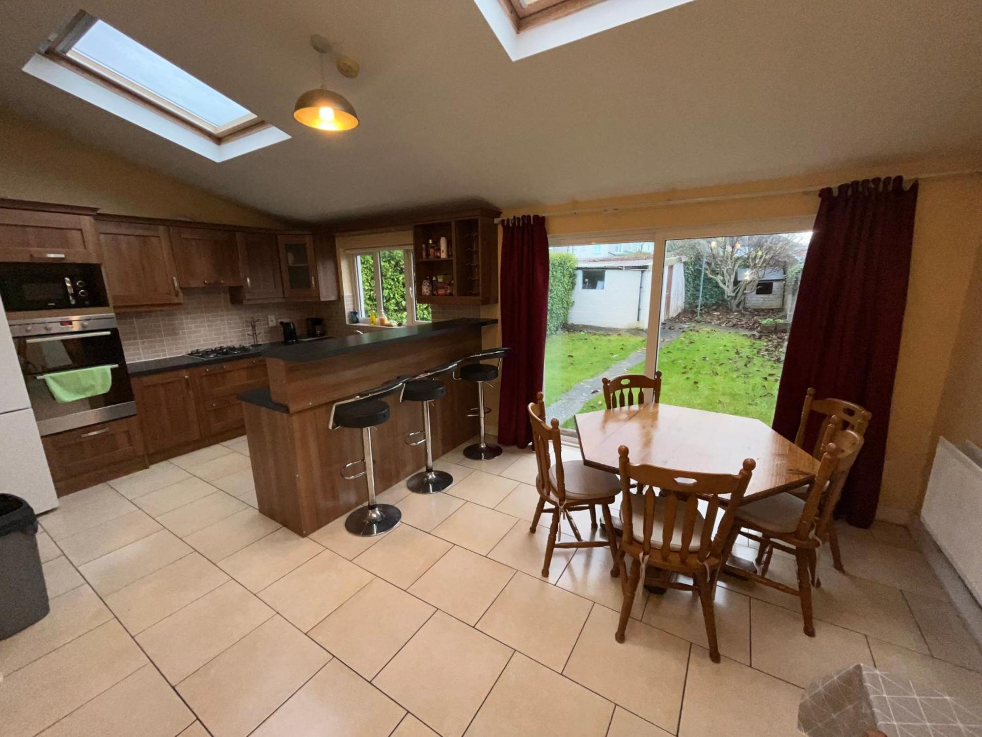The Walkinstown Property Дъблин Екстериор снимка